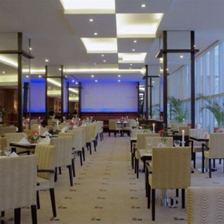 Radisson Blu Plaza Hotel Баку Екстер'єр фото